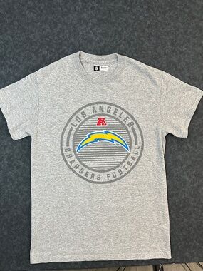 NFL Team Apparel Los Angeles Chargers Gray T Shirt Size Small